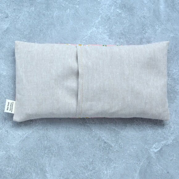 Daisy Chains in Pink Cotton Weighted Eye Pillow - Picture 3 of 4
